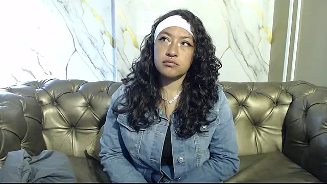 Snapshot of Kataleyaa2_ chatting on October 29, 12:53 pm Kataleyaa2  online show from October 29, 12:53 pm