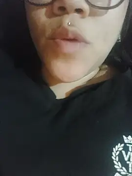 Camilu23 online show from August 8, 10:51 pm