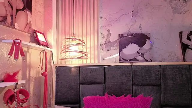 Im-Lola online show from April 28, 2:09 am