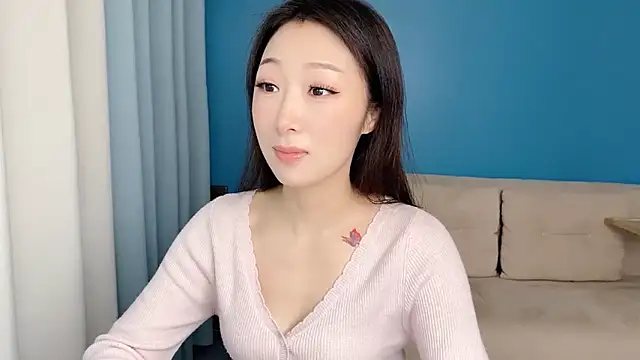 ella55-- online show from April 27, 1:14 am