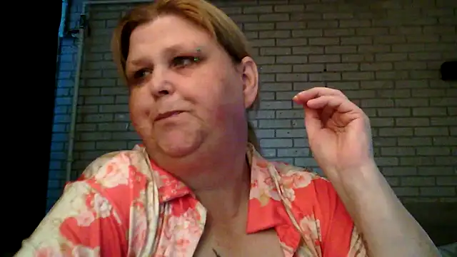 Sylviastar46 online show from April 20, 6:11 pm