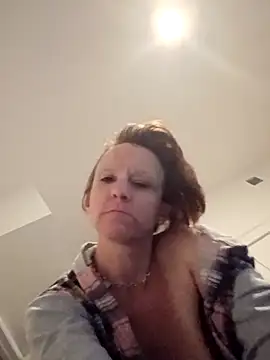 Karebearz1 online show from November 11, 1:08 pm