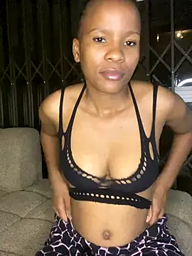 Maahlerh123 online show from October 29, 8:55 pm