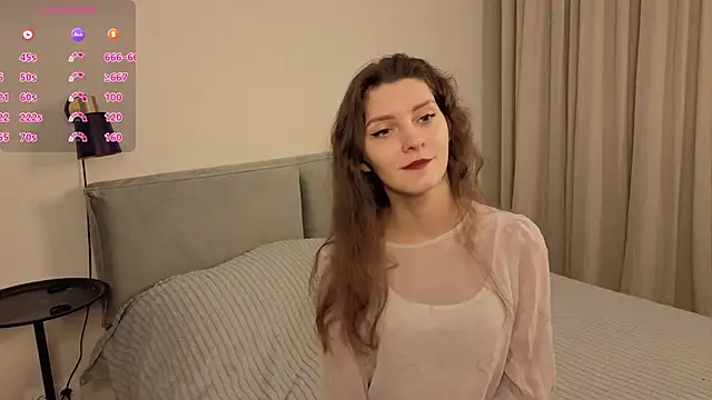 LauraYoungg online show from November 16, 8:31 pm