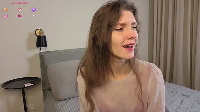 LauraYoungg online show from November 29, 8:57 pm