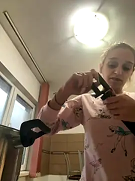 Celinepetit online show from October 29, 3:14 pm