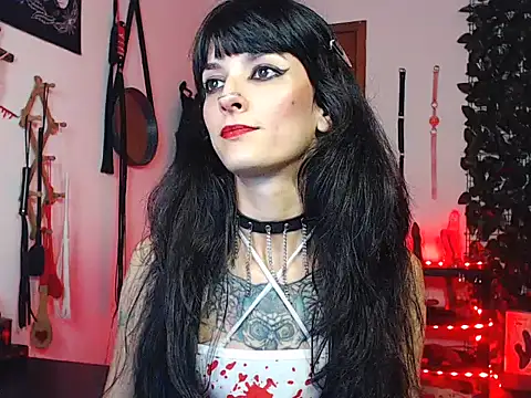 Snapshot of CarrieBurton chatting on October 31, 8:02 pm CarrieBurton online show from October 31, 8:02 pm