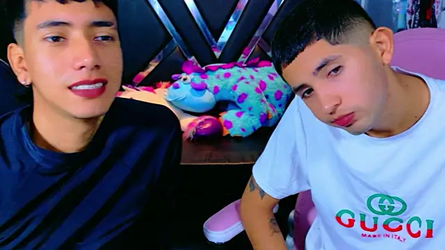 darwinandbrayann online show from November 13, 8:08 pm