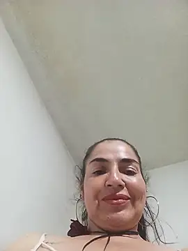 MaryRoze  online show from April 23, 2:52 am