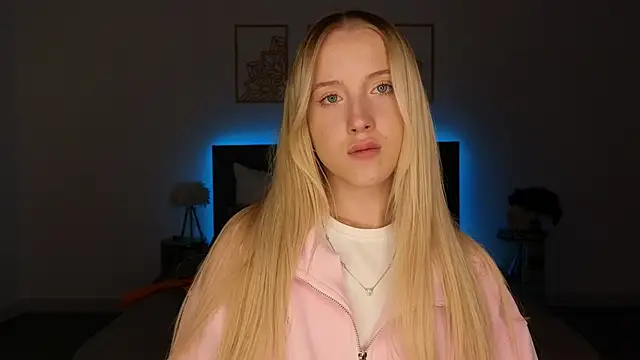 adele armass online show from April 24, 9:17 pm