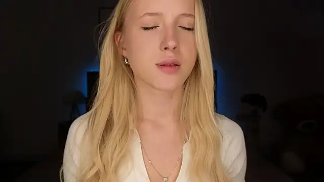 adele armass online show from March 26, 10:11 pm