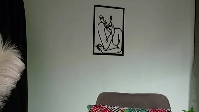 Zara Nova online show from April 22, 2:52 am