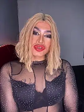 melani ferraraa  online show from April 25, 6:05 am