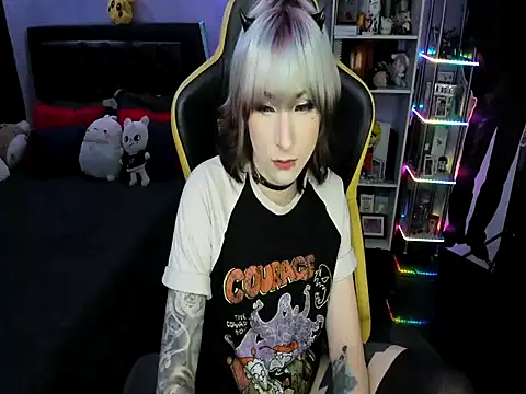 Yummy dark online show from January 12, 10:15 pm