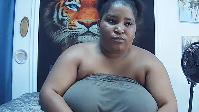 MassiveBoobsxxxx online show from February 22, 10:27 am