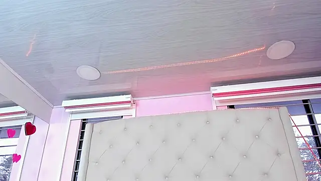 scarlett leblanc  online show from April 11, 12:53 pm