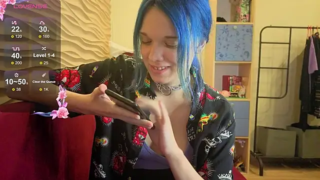 Marci n online show from November 3, 8:24 pm