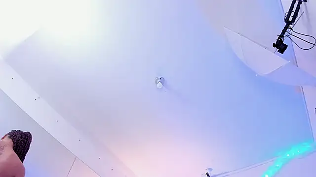 Lucerop  online show from February 28, 4:12 am