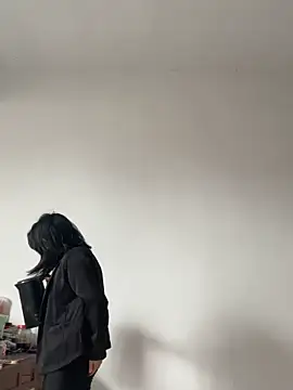 daaqnn online show from April 23, 4:53 am