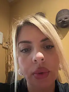 jordynjace online show from November 11, 10:34 am