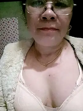 small-house123 online show from March 9, 2:15 am