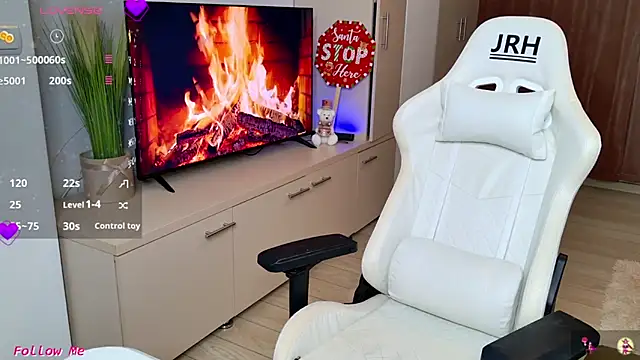 Myla-b online show from December 14, 10:59 pm