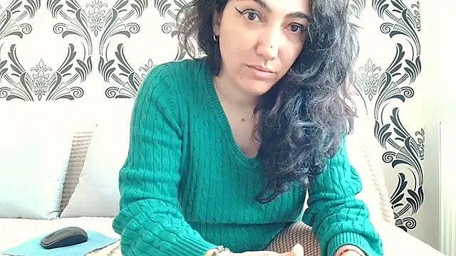 CharmingPearl online show from February 19, 7:41 am