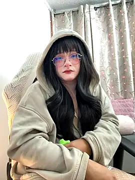 Omorimori online show from December 2, 4:42 pm