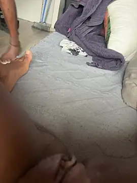 duoenfolie online show from March 12, 3:04 pm