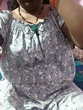 hyd couple7878 online show from June 8, 1:23 pm