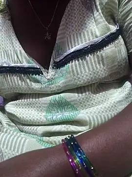 hyd couple7878 online show from April 24, 7:05 pm