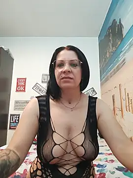 SugarDiamonds online show from June 6, 7:47 am