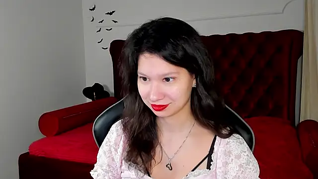 SaraDenars online show from November 17, 5:30 am