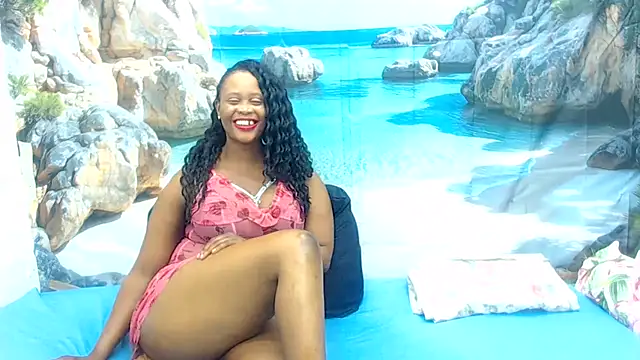 AUGUSTBLOOMxx online show from April 25, 1:52 pm