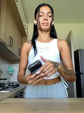 VickyM99 online show from August 1, 9:55 am