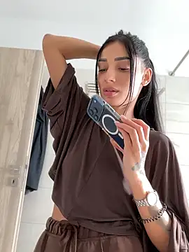 VickyM99 online show from April 23, 2:19 pm