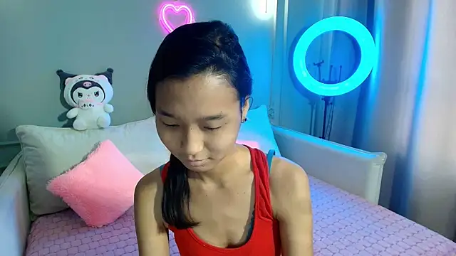 lihnpham online show from November 29, 3:43 am