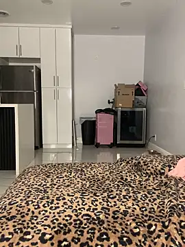 PrincessDreamm online show from May 19, 1:56 am