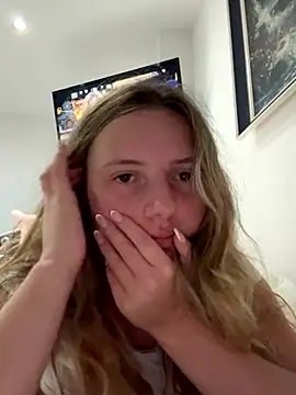 Ell albescu online show from November 4, 10:04 pm