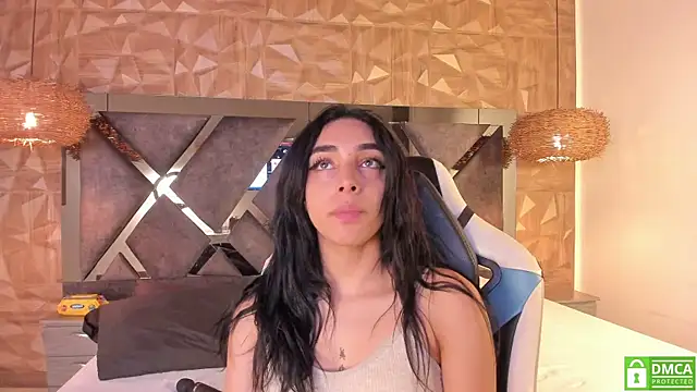 Kiara velvet   online show from April 23, 3:58 am