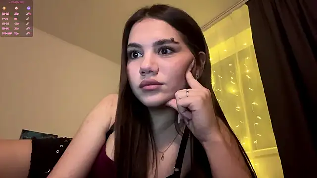 Priscillla Cute online show from December 18, 5:07 pm