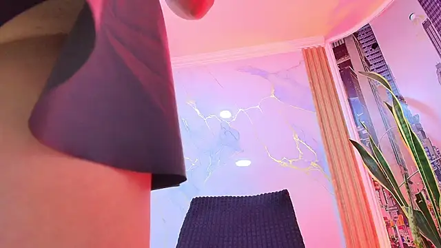 BeatrizSchmidt online show from April 26, 1:53 pm