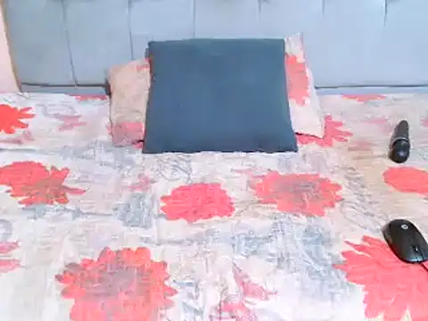 LeeBabby online show from April 20, 6:33 pm