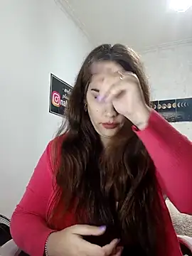 nahiarabiel33 online show from April 22, 7:33 pm