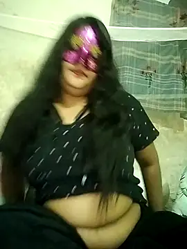 Sexybou69xh online show from November 28, 6:11 pm