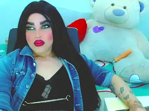 NharaBigCock online show from April 21, 7:32 pm