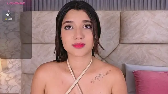 violett fowlerxx online show from April 26, 6:55 am