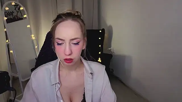 IsabelleBliz online show from March 8, 10:13 pm