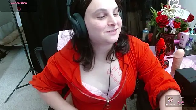 Salacious Sage online show from February 14, 11:40 pm