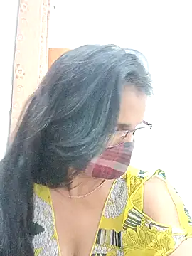 sanjana077 online show from April 25, 1:41 pm